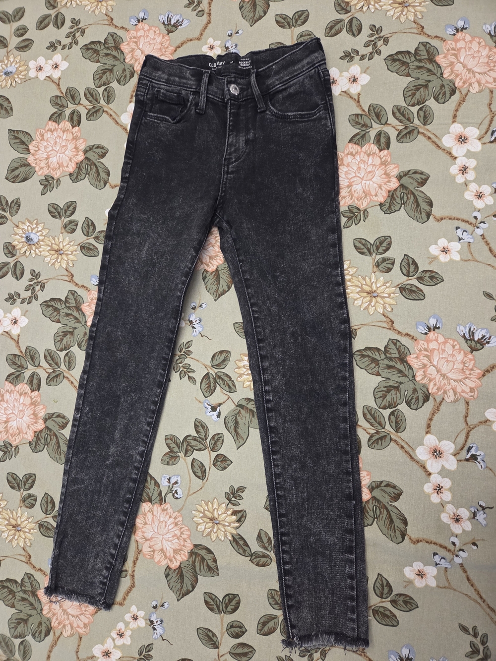Old Navy Washed Black High-Rise Skinny Jeans
